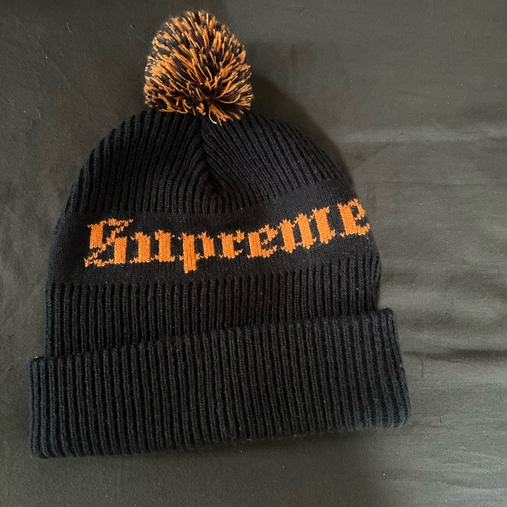 Supreme Dark Navy Orange Knit Beanie